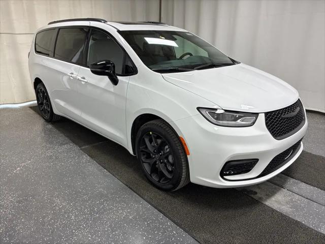 2026 Chrysler Pacifica Limited AWD
