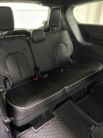 2026 Chrysler Pacifica Limited AWD