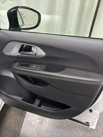2026 Chrysler Pacifica Limited AWD