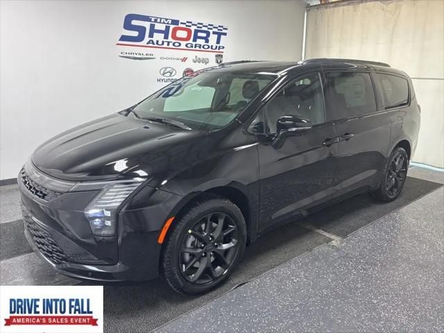 2027 Chrysler Pacifica Limited AWD for sale in Pikeville, KY