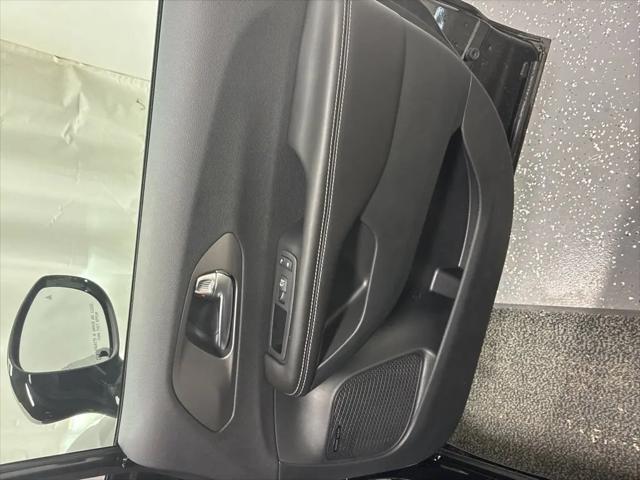2027 Chrysler Pacifica Limited AWD