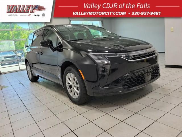 2027 Chrysler Pacifica Select for sale in Cuyahoga Falls, OH