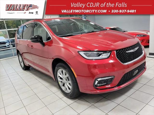 2026 Chrysler Pacifica Select AWD for sale in Cuyahoga Falls, OH
