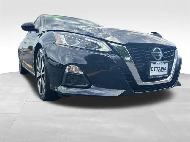 2022 Nissan Altima SV FWD for sale in Ottawa, IL