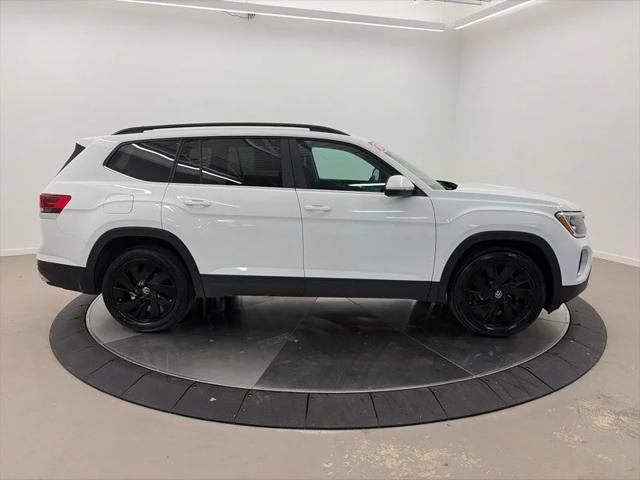 2024 Volkswagen Atlas 2.0T SE w/Technology 2024 Volkswagen Atlas 2.0T SE w/Technology