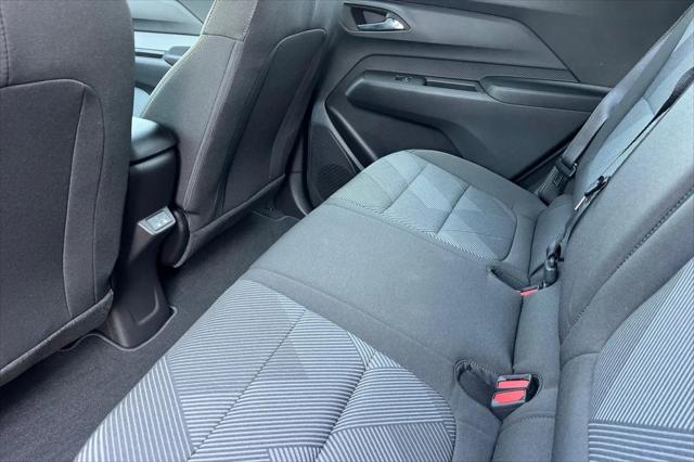 2027 Chevrolet Bolt LT FWD