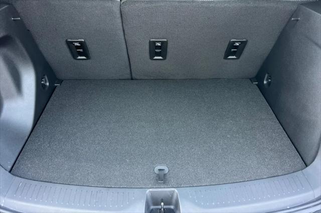 2027 Chevrolet Bolt LT FWD