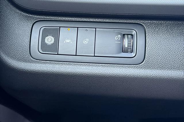 2027 Chevrolet Bolt LT FWD