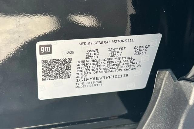 2027 Chevrolet Bolt LT FWD