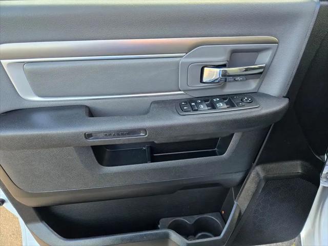 2024 Ram 1500 Classic SLT Quad Cab 4x4 64 Box