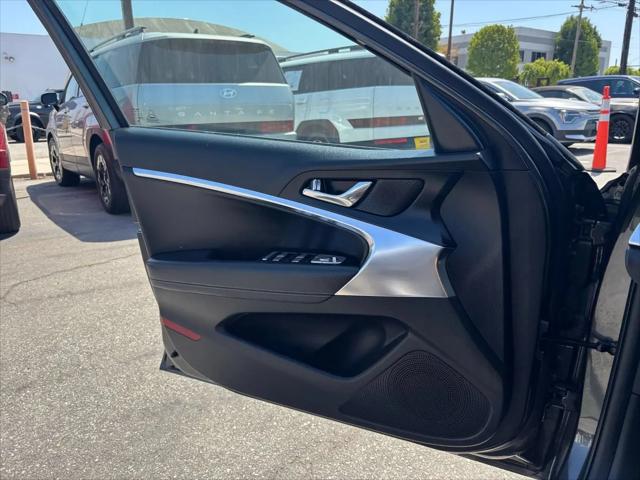 2026 Genesis G70 2.5T RWD