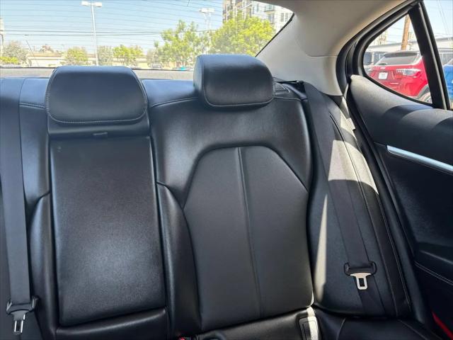 2026 Genesis G70 2.5T RWD