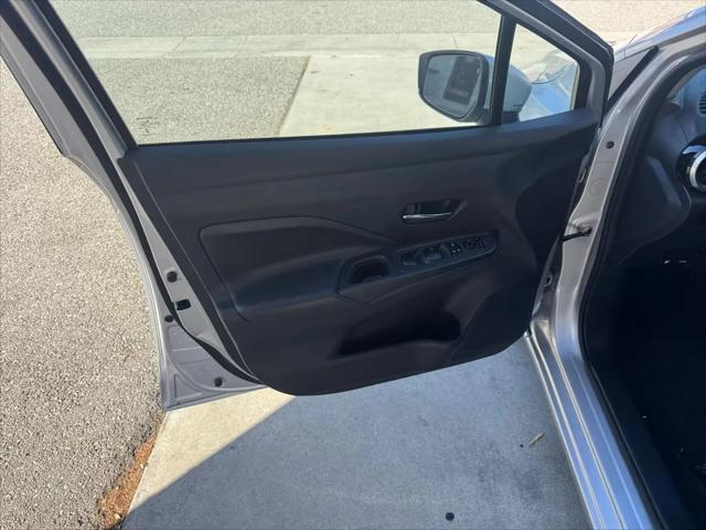 2025 Nissan Versa 1.6 SV