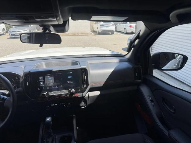 2026 Nissan Frontier Crew Cab PRO-4X 4x4