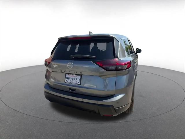 2025 Nissan Rogue SV FWD