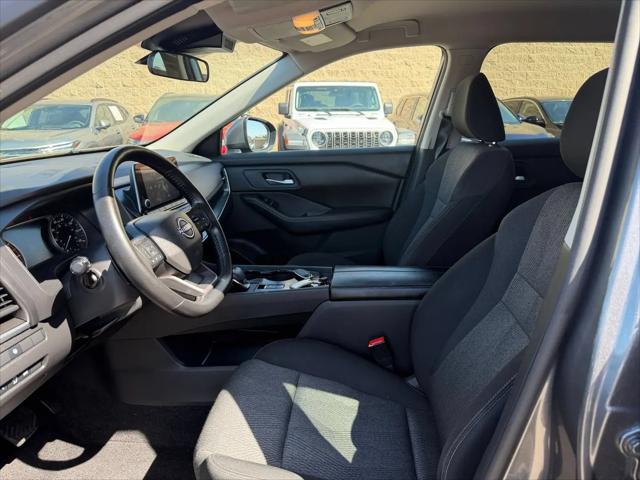 2025 Nissan Rogue SV FWD