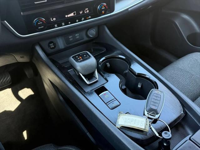 2025 Nissan Rogue SV FWD
