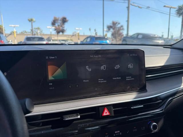 2025 Kia K5 LXS