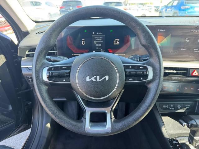2025 Kia K5 LXS