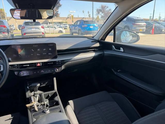 2025 Kia K5 LXS