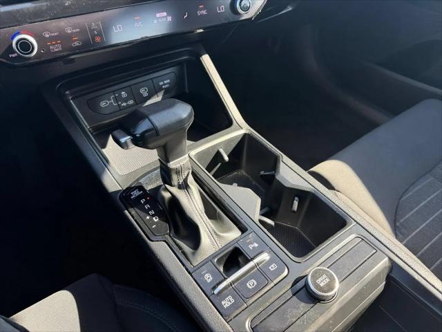 2025 Kia K5 LXS