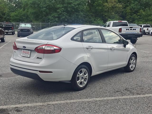 2016 Ford Fiesta SE 2016 Ford Fiesta SE