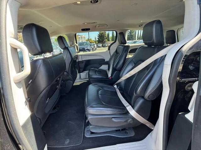 2023 Chrysler Pacifica Hybrid Touring L