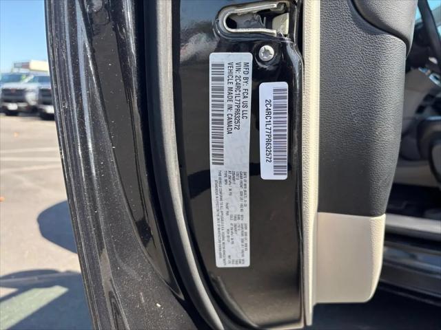2023 Chrysler Pacifica Hybrid Touring L