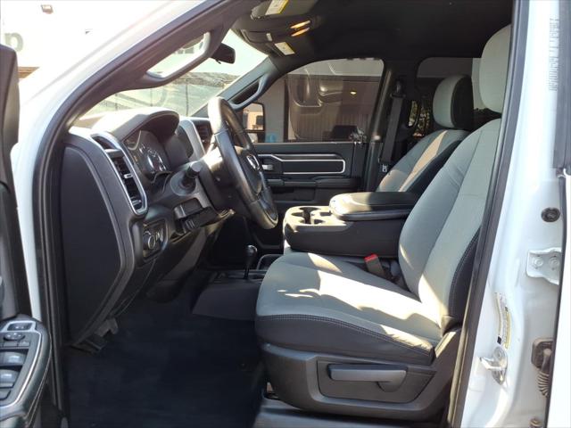 2024 Ram 3500 Tradesman/SLT/Laramie/Limited