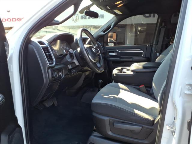 2024 Ram 3500 Tradesman/SLT/Laramie/Limited