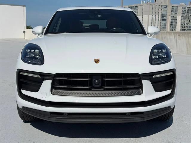 2023 Porsche Macan Macan