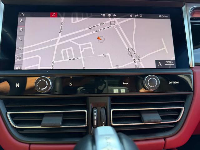 2023 Porsche Macan Macan