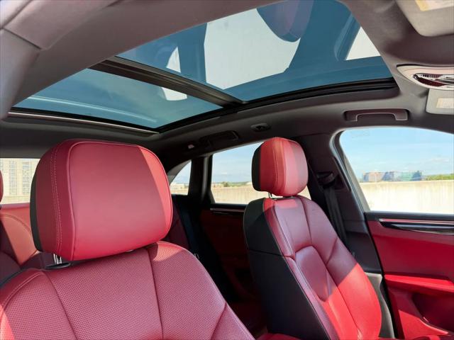 2023 Porsche Macan Macan