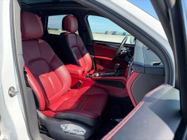 2023 Porsche Macan Macan