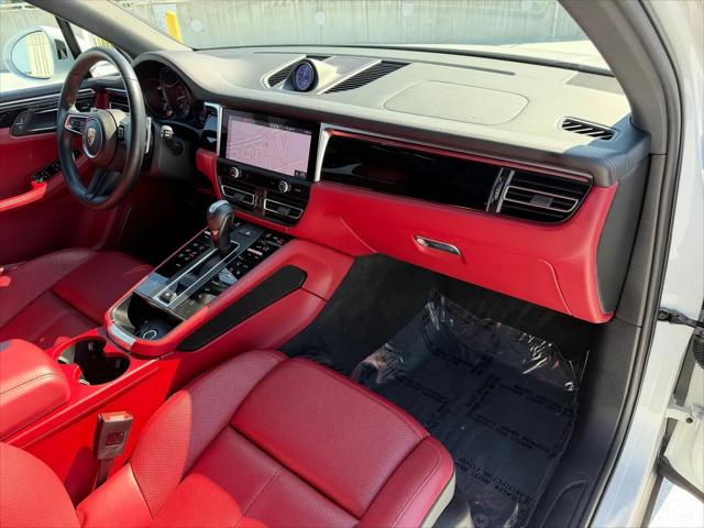 2023 Porsche Macan Macan