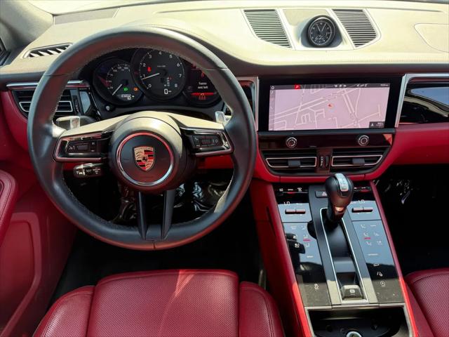 2023 Porsche Macan Macan