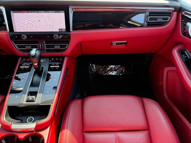 2023 Porsche Macan Macan