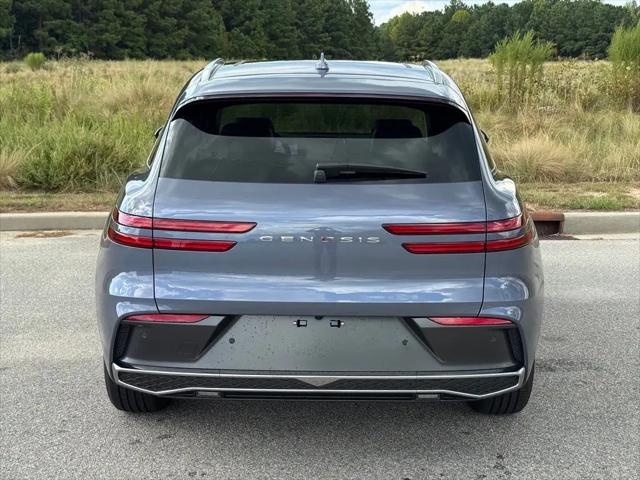 2027 Genesis GV70 2.5T Select