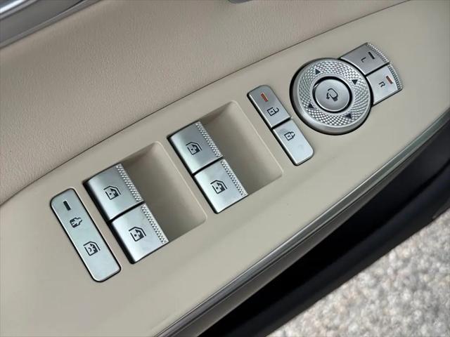 2027 Genesis GV70 2.5T Select