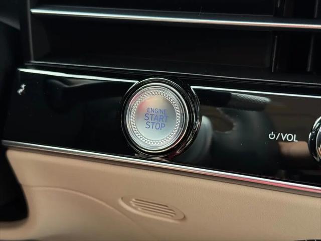 2027 Genesis GV70 2.5T Select