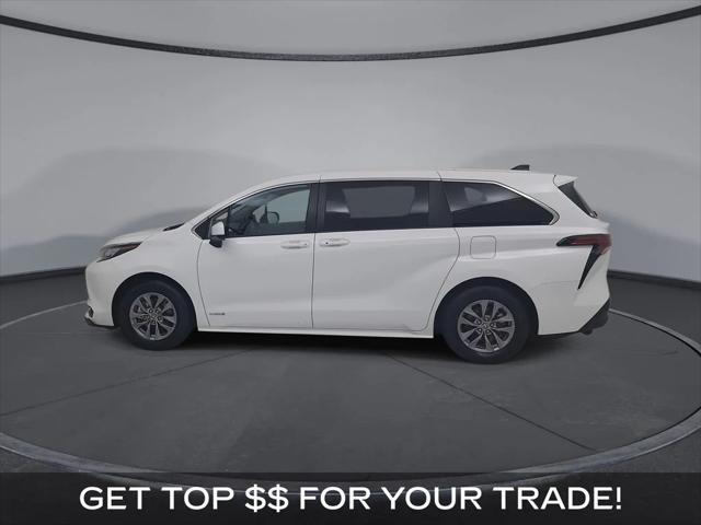 2021 Toyota Sienna LE