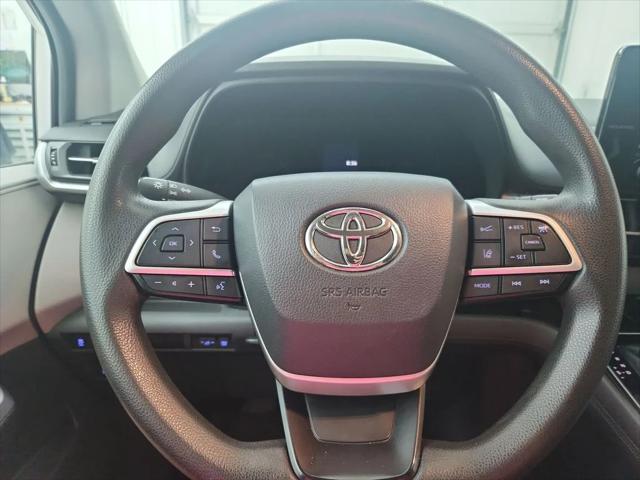 2021 Toyota Sienna LE
