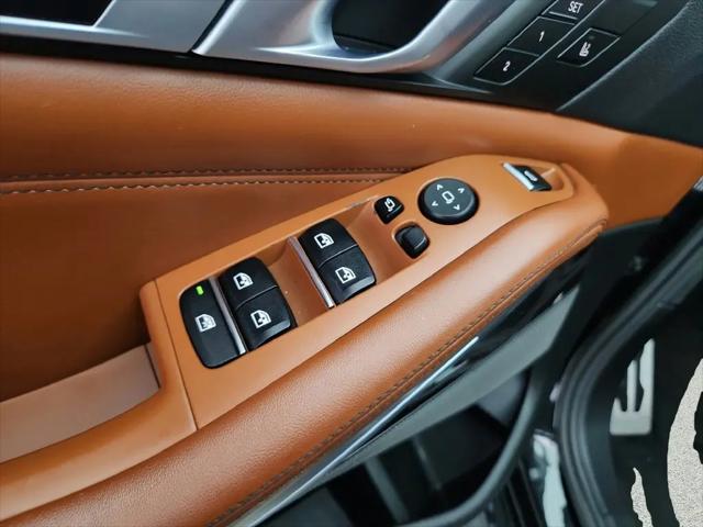2021 BMW X5 M50i