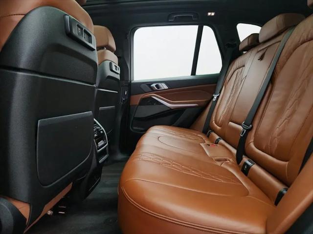 2021 BMW X5 M50i
