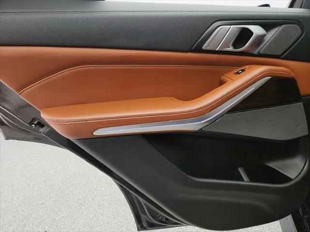 2021 BMW X5 M50i