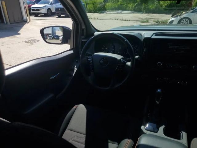 2025 Nissan Frontier Crew Cab PRO-4X 4x4