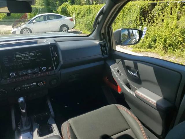 2025 Nissan Frontier Crew Cab PRO-4X 4x4