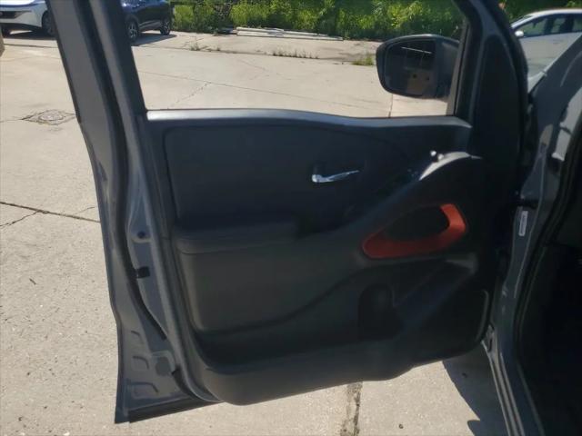 2025 Nissan Frontier Crew Cab PRO-4X 4x4