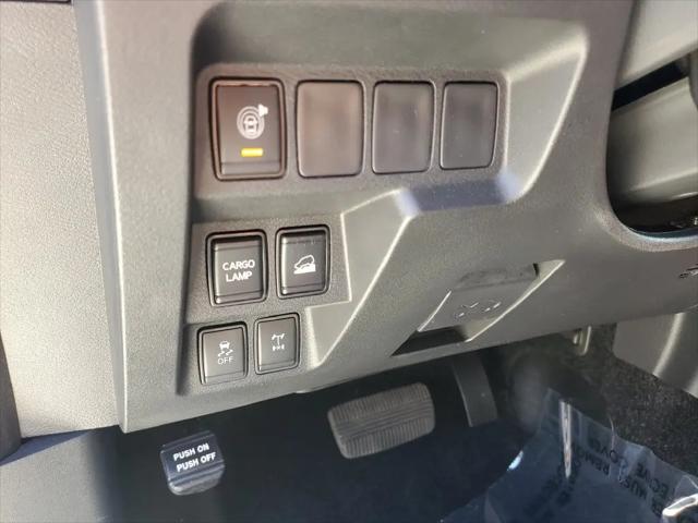 2025 Nissan Frontier Crew Cab PRO-4X 4x4