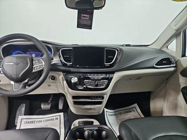 2023 Chrysler Pacifica Touring L AWD